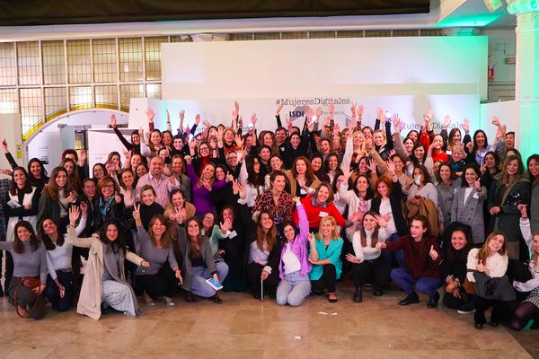 Tecnología para situar a la mujer en puestos clave