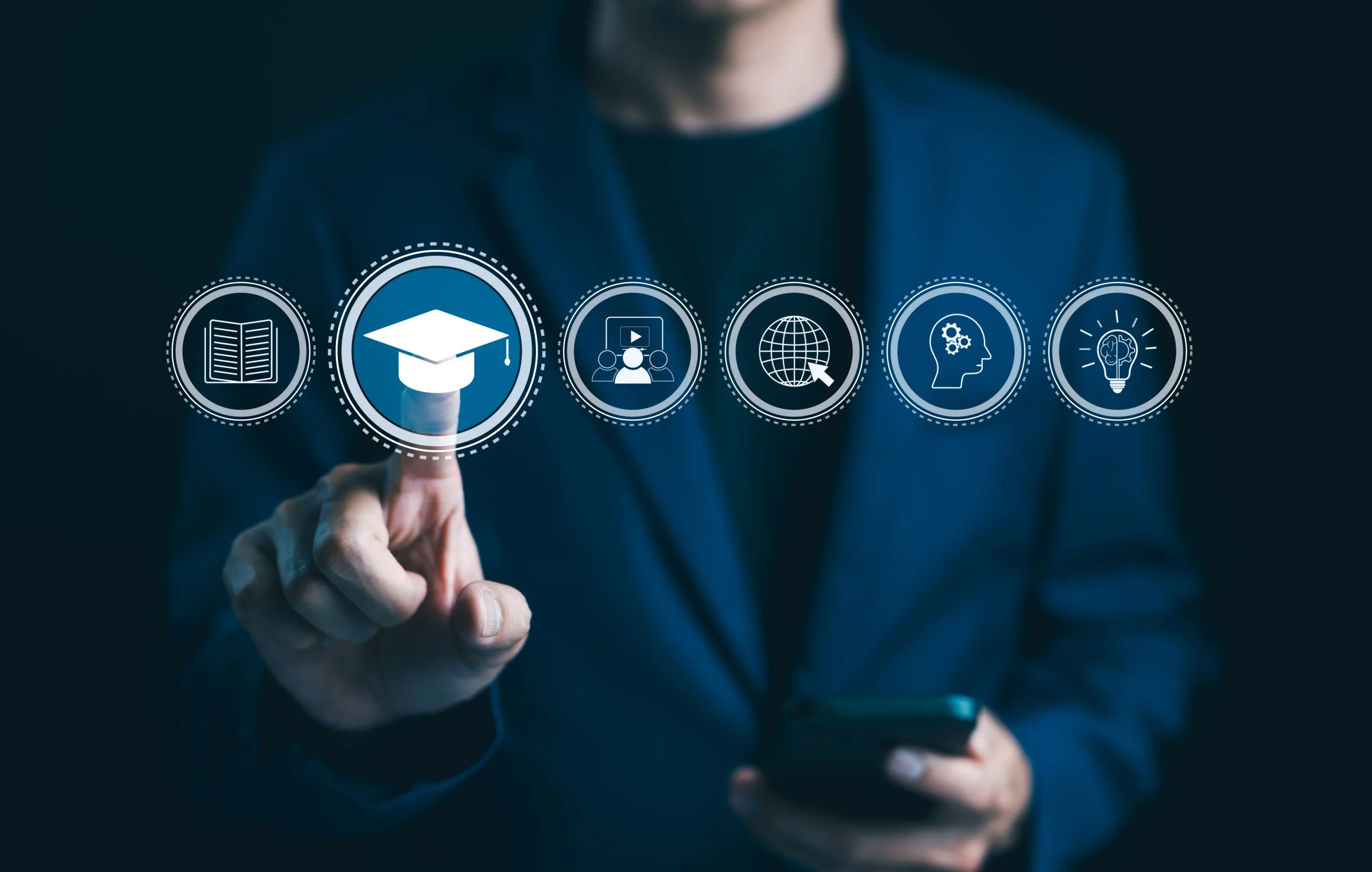 Educación Híbrida: Innovación y flexibilidad en el aprendizaje