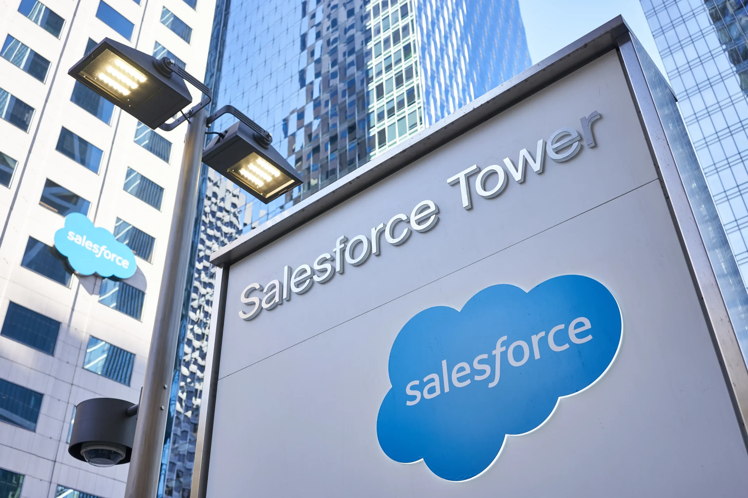 Salesforce: Nace AgentExchange, el marketplace de agentes inteligentes