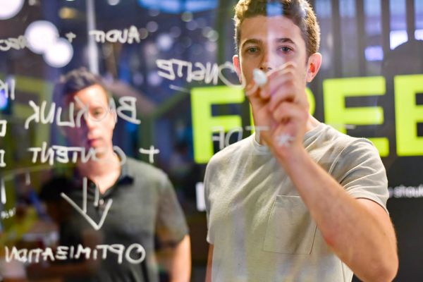 Emprendimiento: salta del escalón del fracaso al del éxito