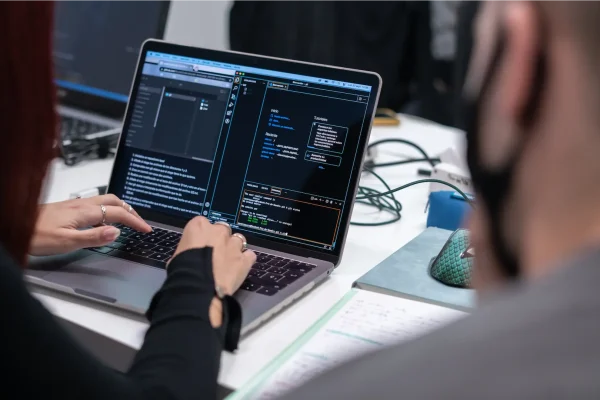 aiHub-01.webp